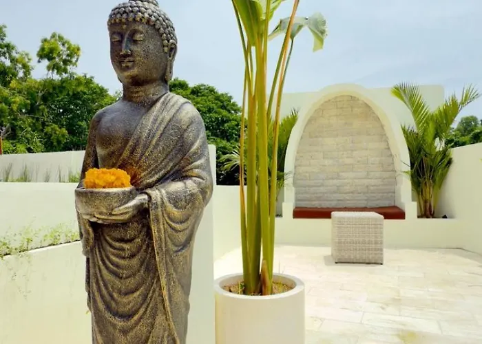 Ayu Padang 01 * Uluwatu (Bali)
